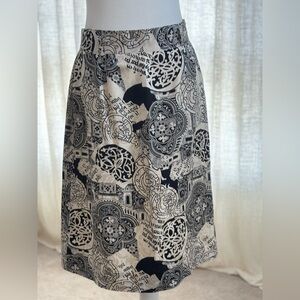 VINTAGE Silk Midi Skirt Ivory and Black Mandala Asian graphic Print size M